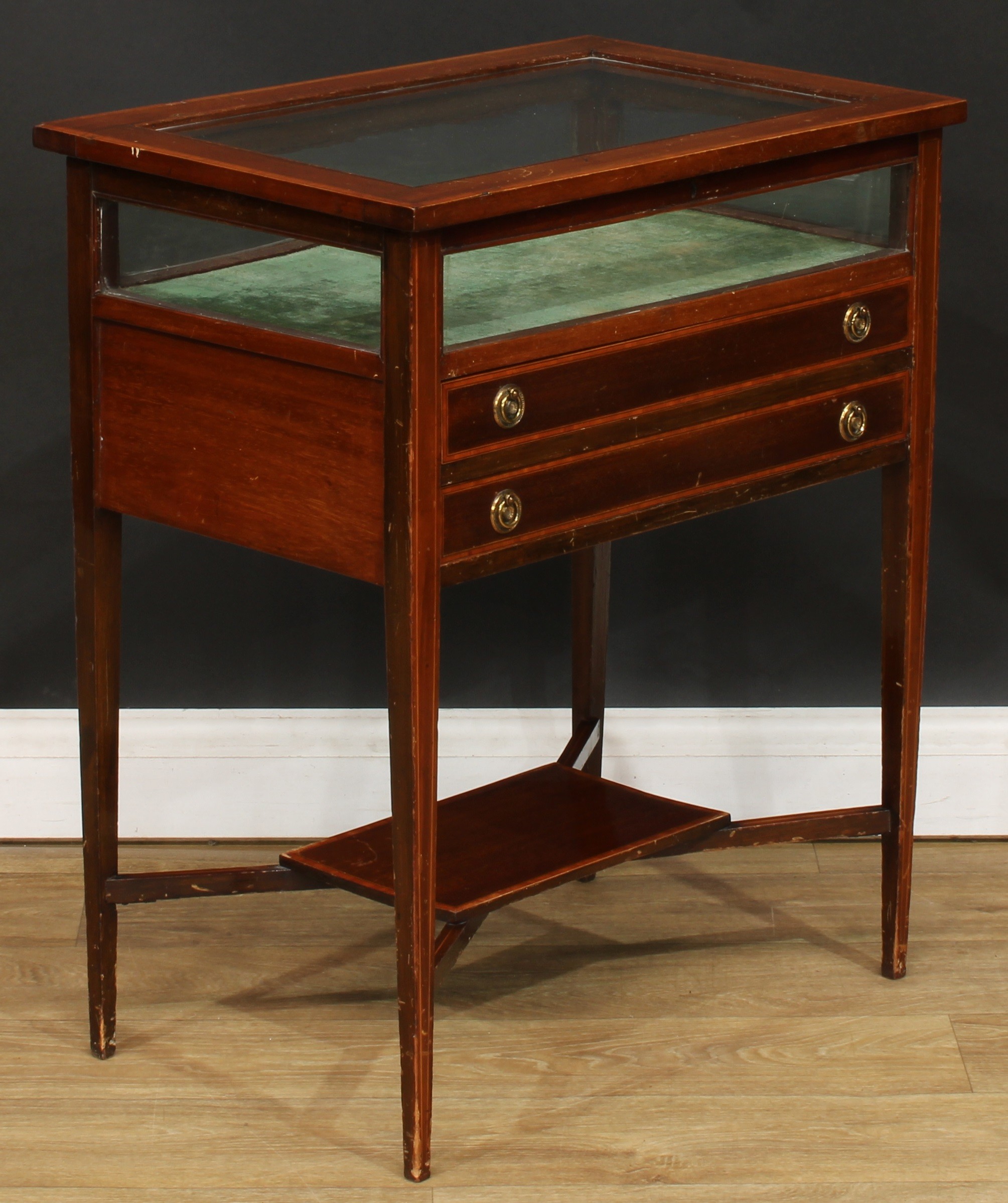 An Edwardian satinwood crossbanded mahogany bijouterie table, hinged rectangular top above a pair of - Image 4 of 7