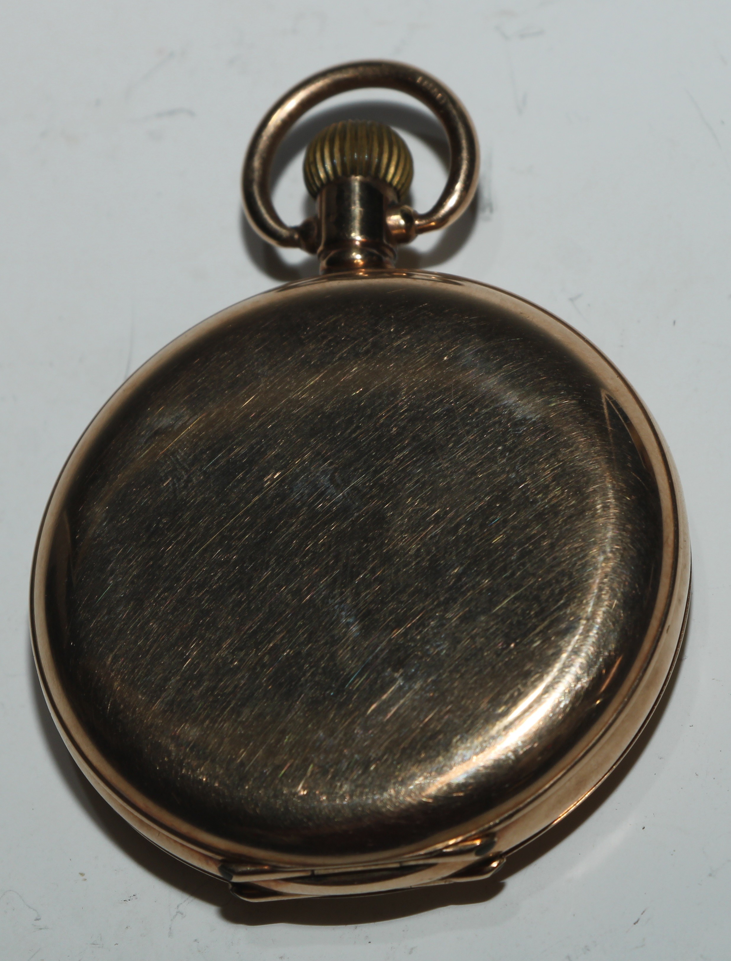 A George V 9ct gold hunter pocket watch, 4.5cm enamel dial inscribed Waltham USA, Arabic numerals, - Image 3 of 6