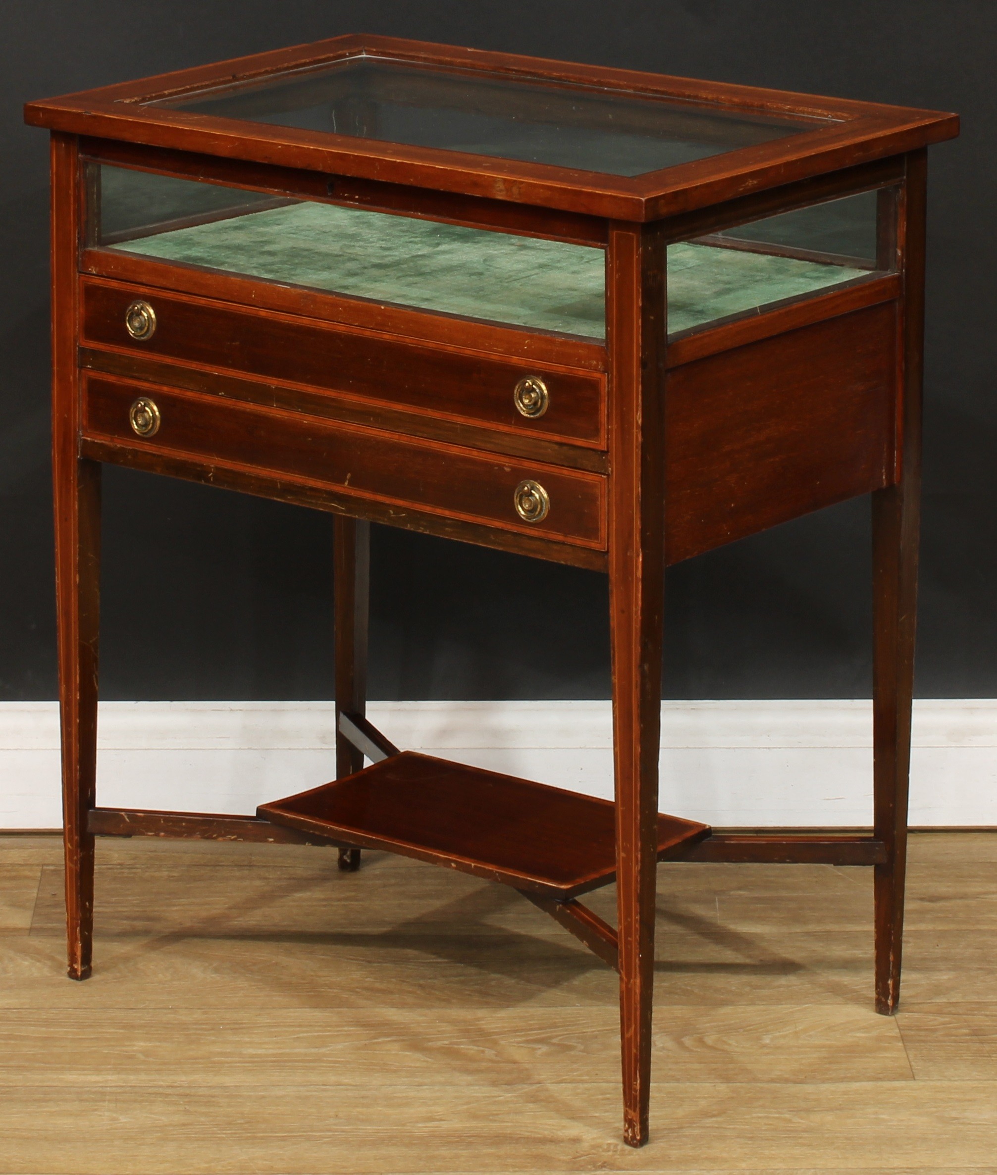 An Edwardian satinwood crossbanded mahogany bijouterie table, hinged rectangular top above a pair of - Image 6 of 7