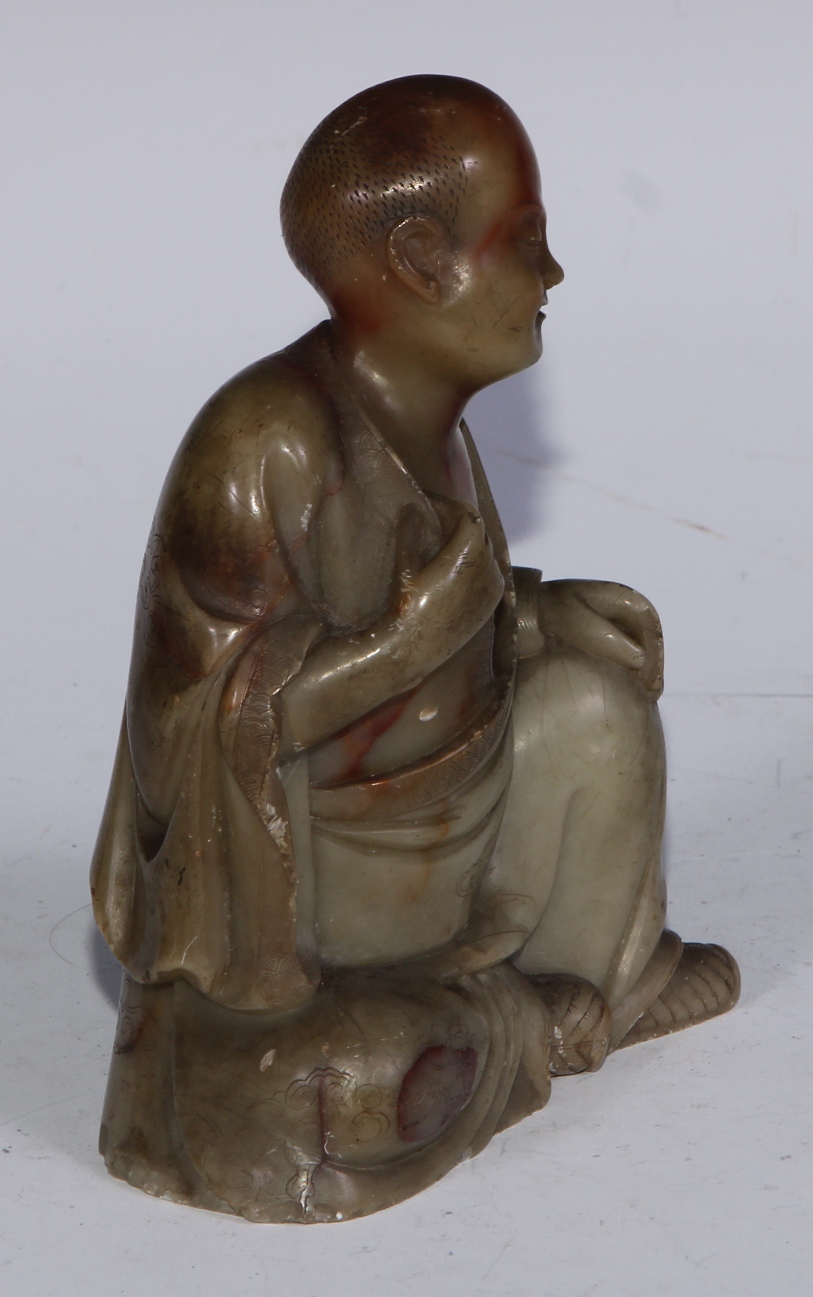 A Chinese soapstone figure, of a monk, seated, parting his robe, Buddha displayed on his chest, 12. - Bild 3 aus 11