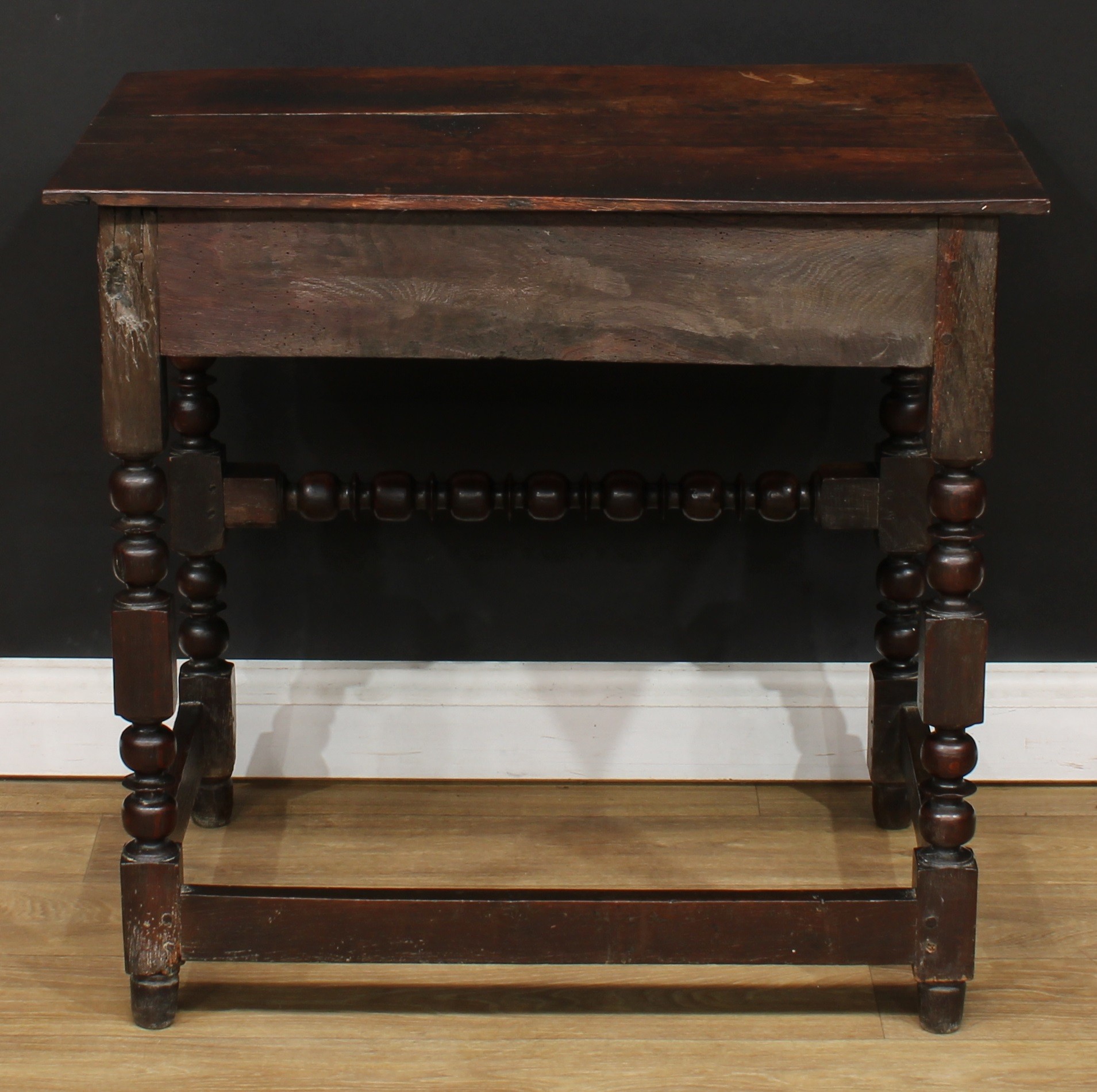 An 18th century oak side table, planked rectangular top above a long frieze drawer, the front - Bild 6 aus 6