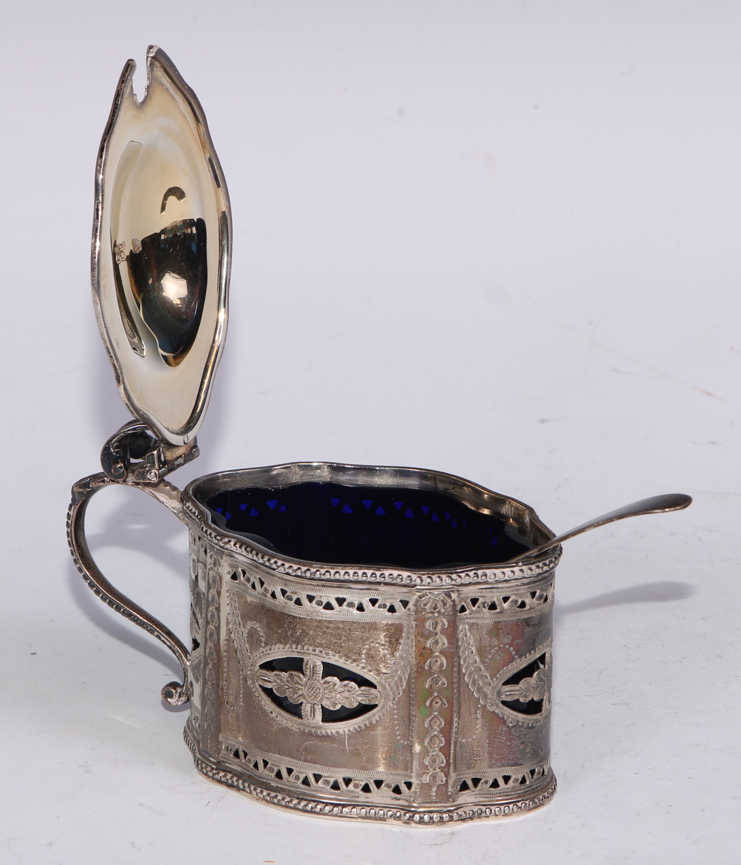 A Victorian Scottish silver commode shaped mustard, pierced and bright-cut engraved in the Neo- - Bild 2 aus 11