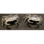 A pair of novelty plated salts modelled as crabs, hinged covers, 12cm wide