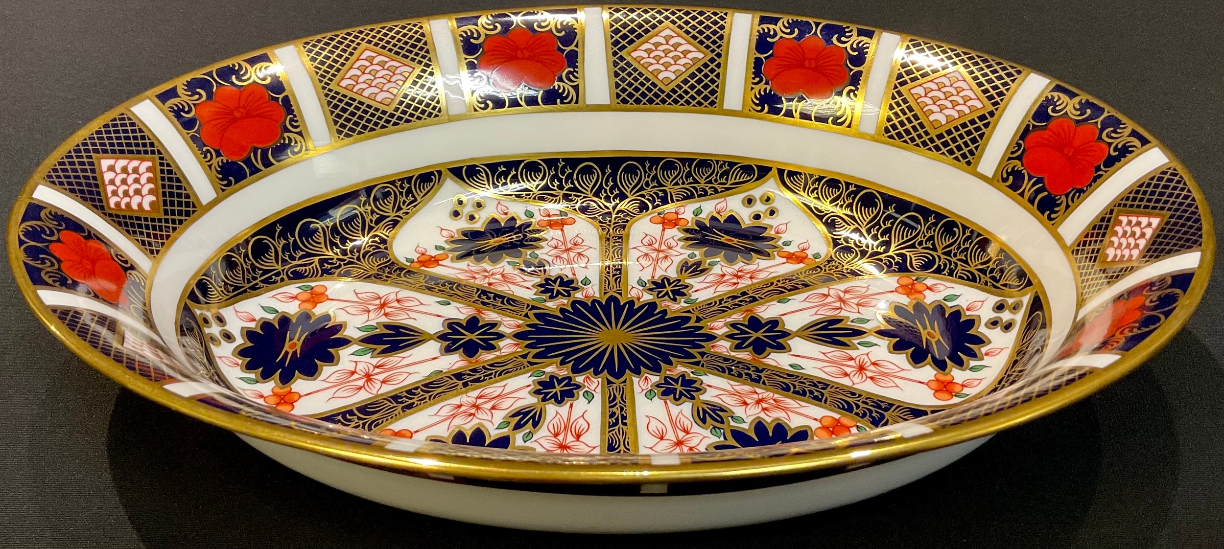 A Royal Crown Derby Imari 1128 pattern oval dish, 26cm wide, printed marks, first quality