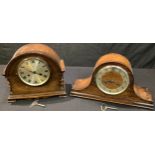 An oak mantel clock, chiming; another oak Napoleon hat mantel clock (2)