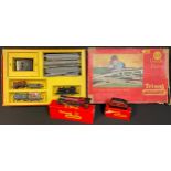 Toys & Juvenalia - a Tri-ang Railways OO Gauge R3X Goods train set, boxed; Tri-ang Railways R258 "