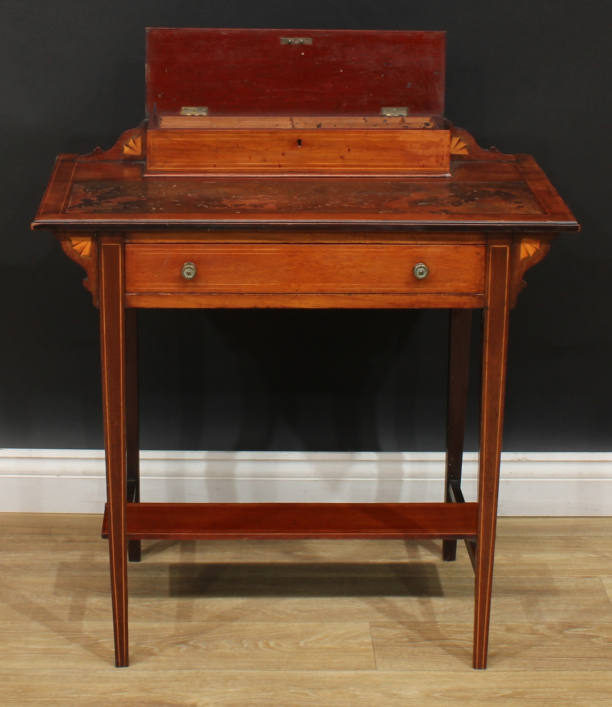 An Edwardian mahogany and marquetry desk, 82cm high, 76cm wide, 44.5cm deep, c.1905 - Image 2 of 4