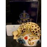 A Royal Crown Derby paperweight, Endangered Species Savannah Leopard, Sinclairs exclusive