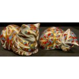 A pair of Royal Crown Derby paperweights, Contented Cat and Contented Kitten, gold stoppers (2)