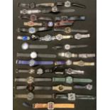 A selection of wristwatches including divers, fashion, multi dial, etc, approximately 36