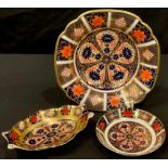 A Royal Crown Derby Imari 1128 pattern canted square dish, 18cm wide, year cypher for 1939; two 1128