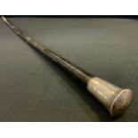 An Elizabeth II silver mounted riding crop, 77cm long, Birmingham 1983