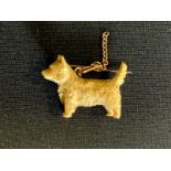 A 15ct gold terrier brooch, 15.7g gross