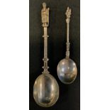 A Victorian silver apostle spoon, London 1889; another larger, Dutch, 3.07ozt (2)