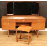 A retro mid-20th century G Plan dressing table, 125cm high, 152.5cm wide, 45.5cm deep; a G Plan