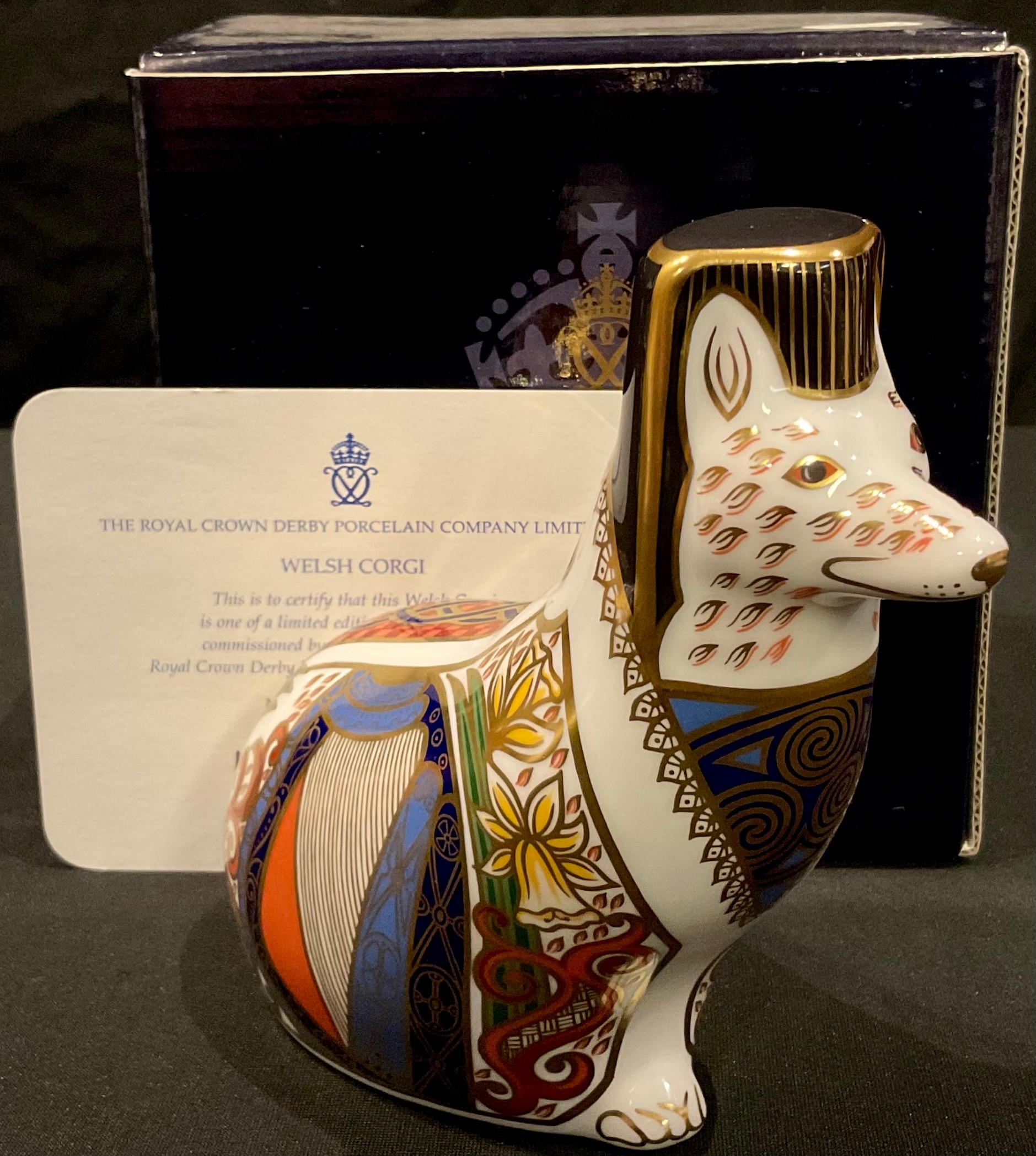 A Royal Crown Derby paperweight, Welsh Corgi, Sinclairs' special commission to celebrate the Penrhyn - Bild 2 aus 2