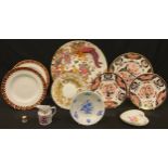 A Royal Crown Derby Olde Avesbury pattern dinner plate, other plates and vases, Imari, Posie