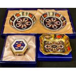 A Royal Crown Derby Imari palette 1128 pattern pair of circular trinket dishes, boxed; an 1128