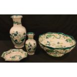 A Mason's Chartreuse pattern pedestal bowl, 26cm diameter; vase, 25cm, etc (4)