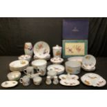 Royal Worcester Evesham pattern tableware including vegetable dishes, dinner plates, dessert