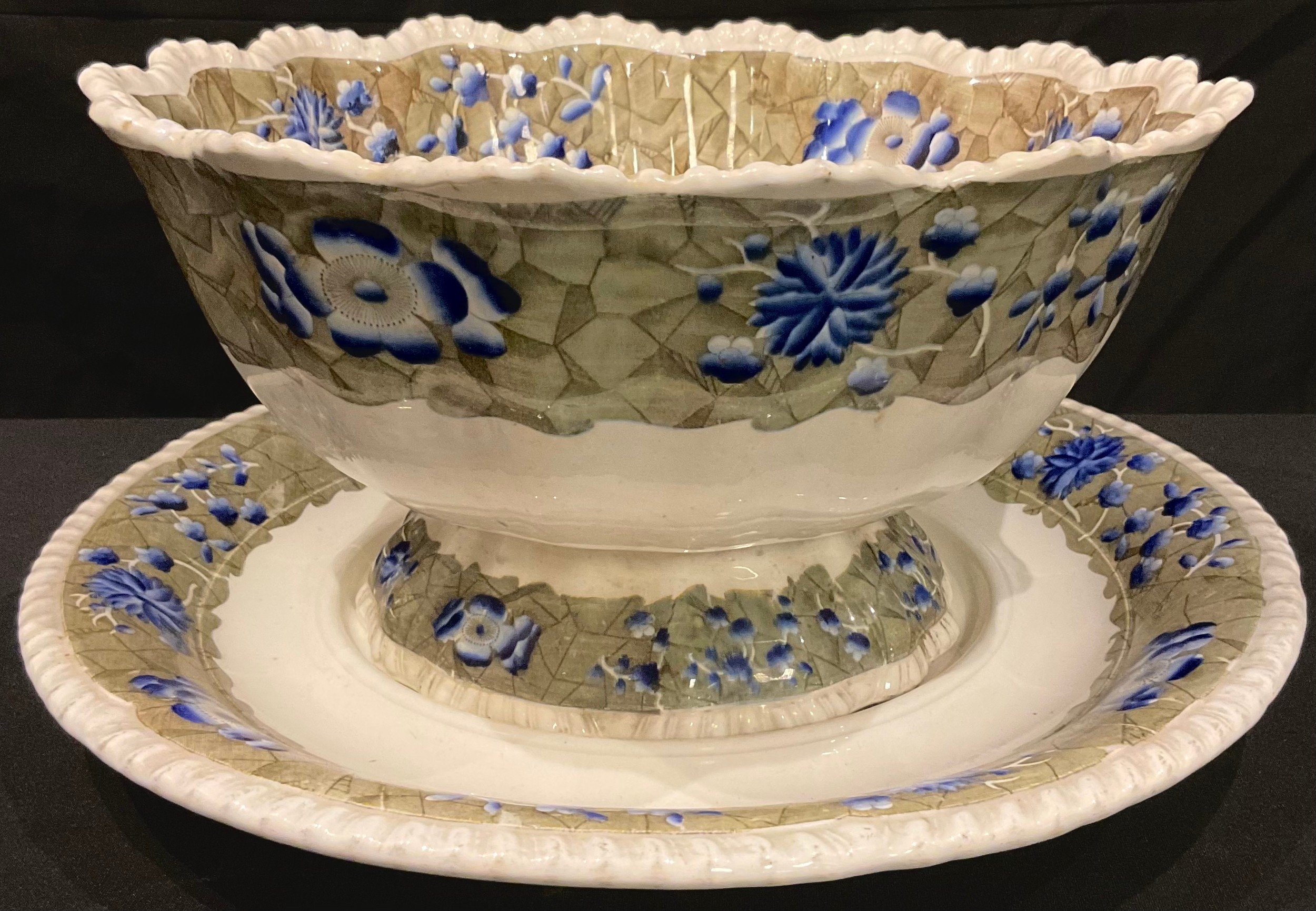 A mid 19th century Spode Orientalist pattern scalloped punch bowl and stand, gadrooned rim,