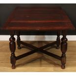 An early 20th century oak draw-leaf dining table, 75cm high, 89cm opening to 150.5cm long, 88.5cm