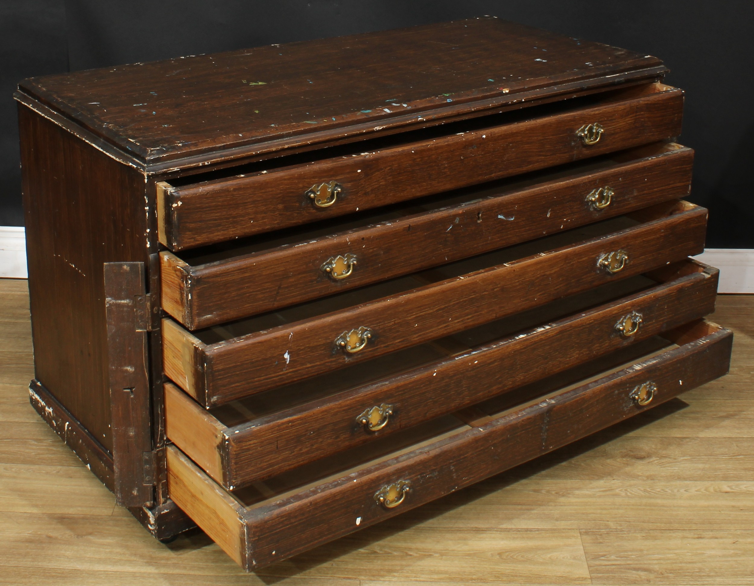 A scumbled pine plan chest, rectangular top above five long drawers, 74.5cm high, 123.5cm wide, 58cm - Image 3 of 3