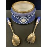 An Adams deep blue Jasperware salad bowl and servers, Melbourne shield, Vires Acquirit Eundo