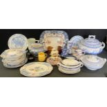 Ceramics - a Copeland & Garrett late Spode interlachen blue and white soup tureen and cover; pair of