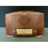 A Vintage GEC Bakelite radio, design No. 864646.