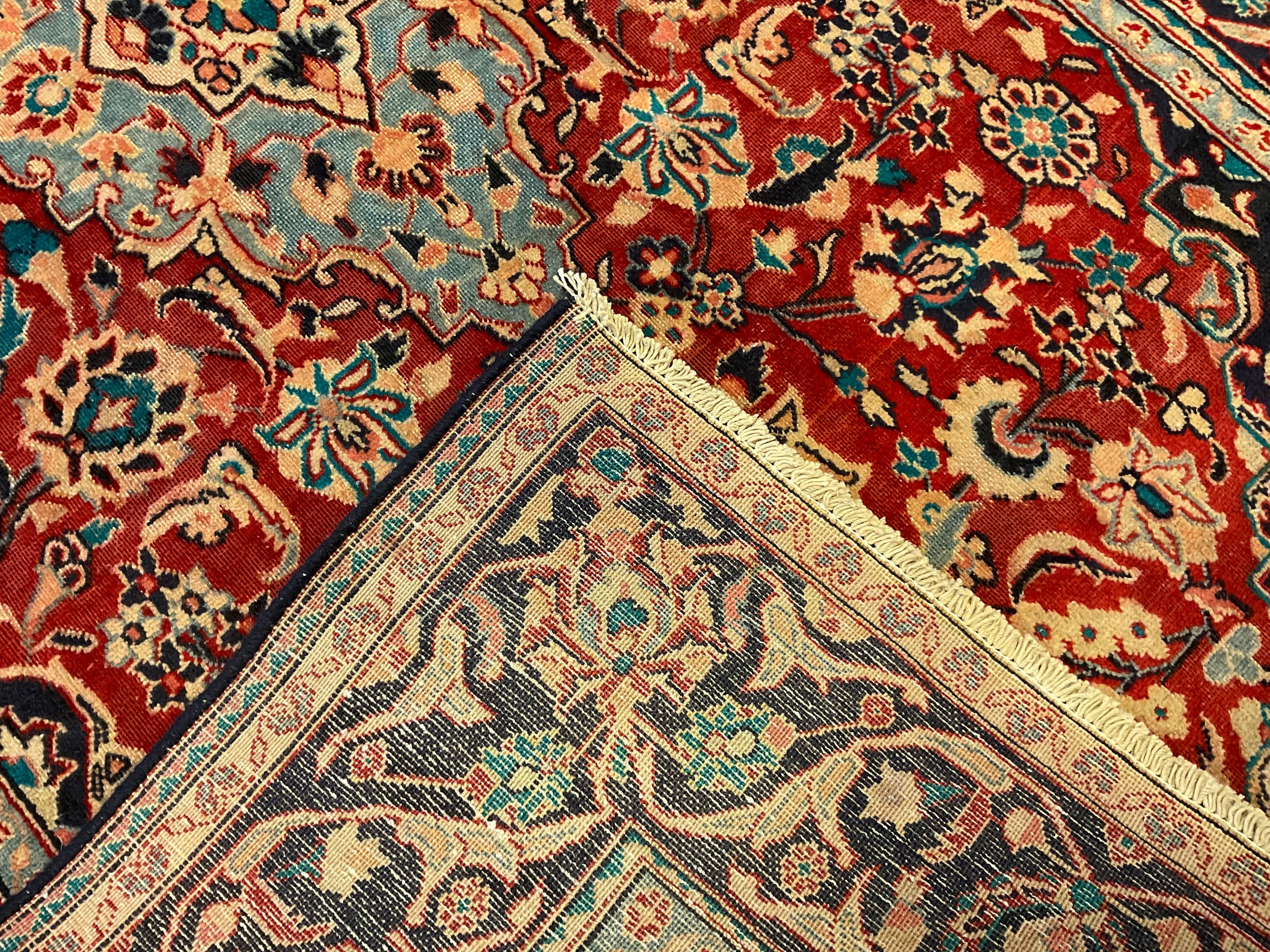 A Najafabad / Najaf-Abad rug / carpet, the central medallion knotted in pale blue, within an - Image 2 of 2