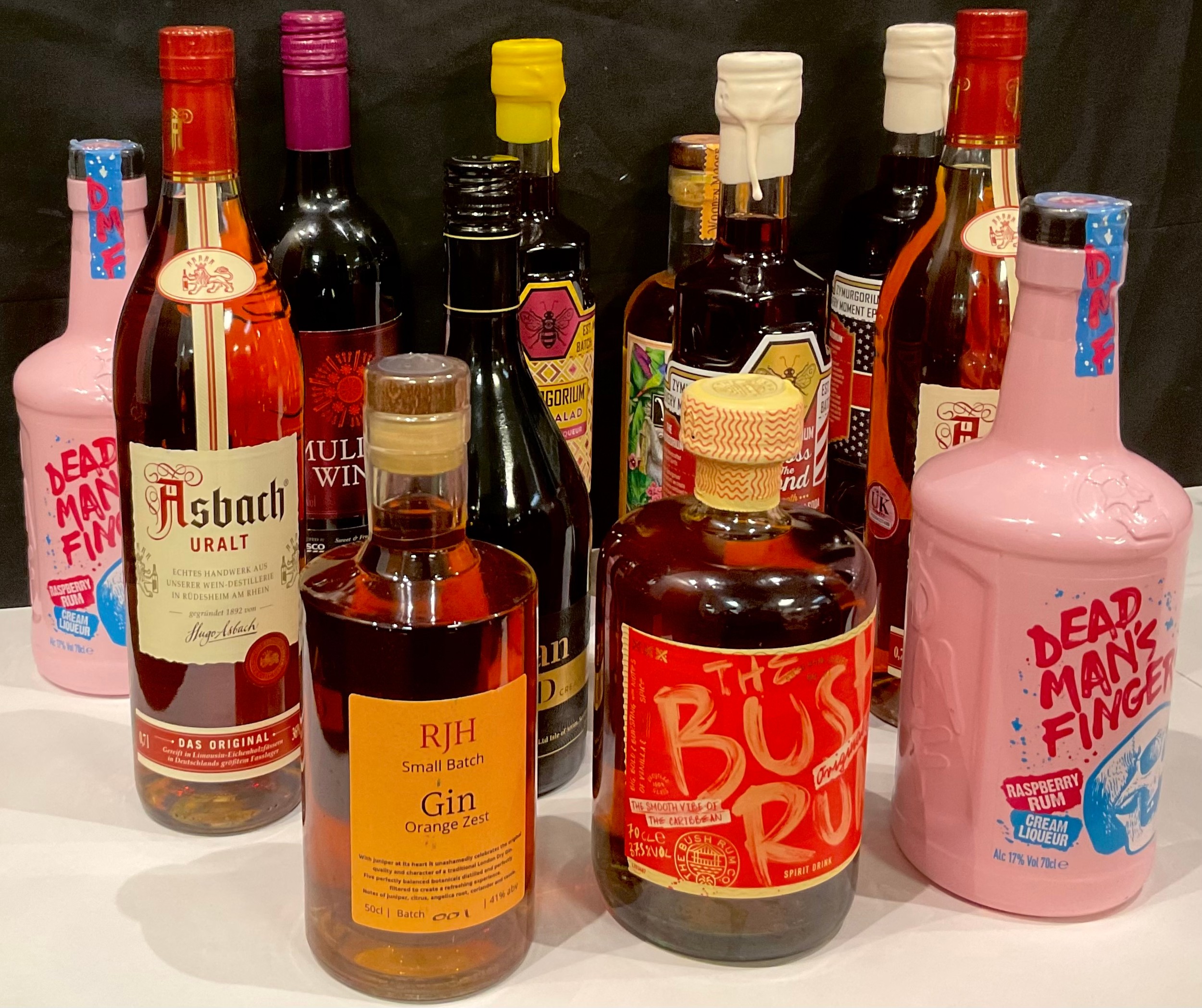 Wines aand Spirits - gin, spiced rum, gin liqueur, raspberry rum cream liqueur, mulled wine, etc (