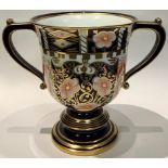 A Royal Crown Derby 2451 Imari pattern two handled pedestal vase, 14cm high