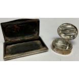 A 19th century silver snuff box, marks worn; a silver pill box (2)