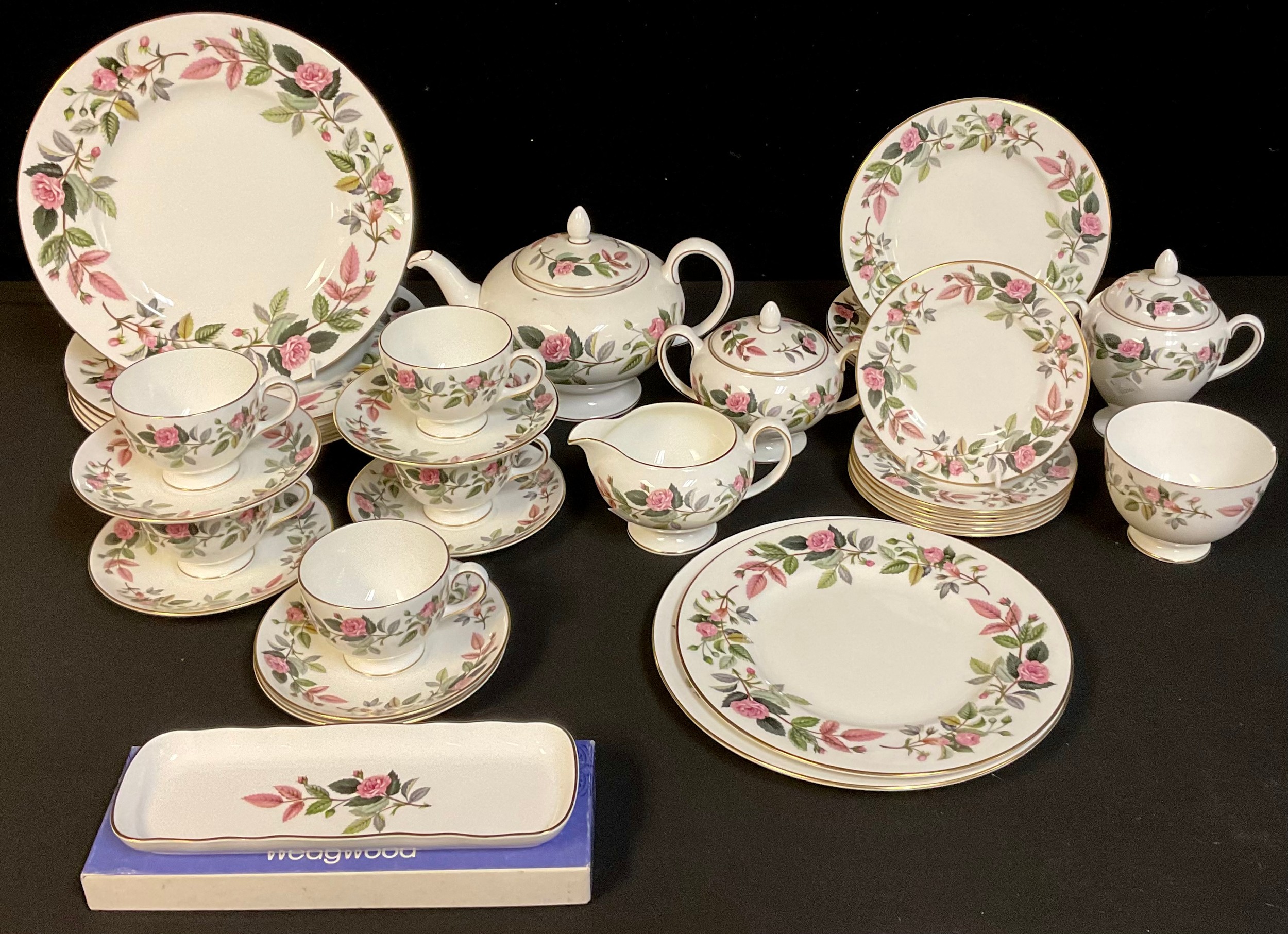 A Wedgwood Hathaway Rose pattern part dinner and tea service, comprising dinner plates, dessert