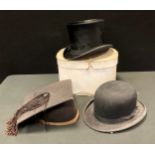 An Edwardian Tress & Co brushed velvet top hat, Best Quality London marks, approx 19.7cm x 15.7cm,