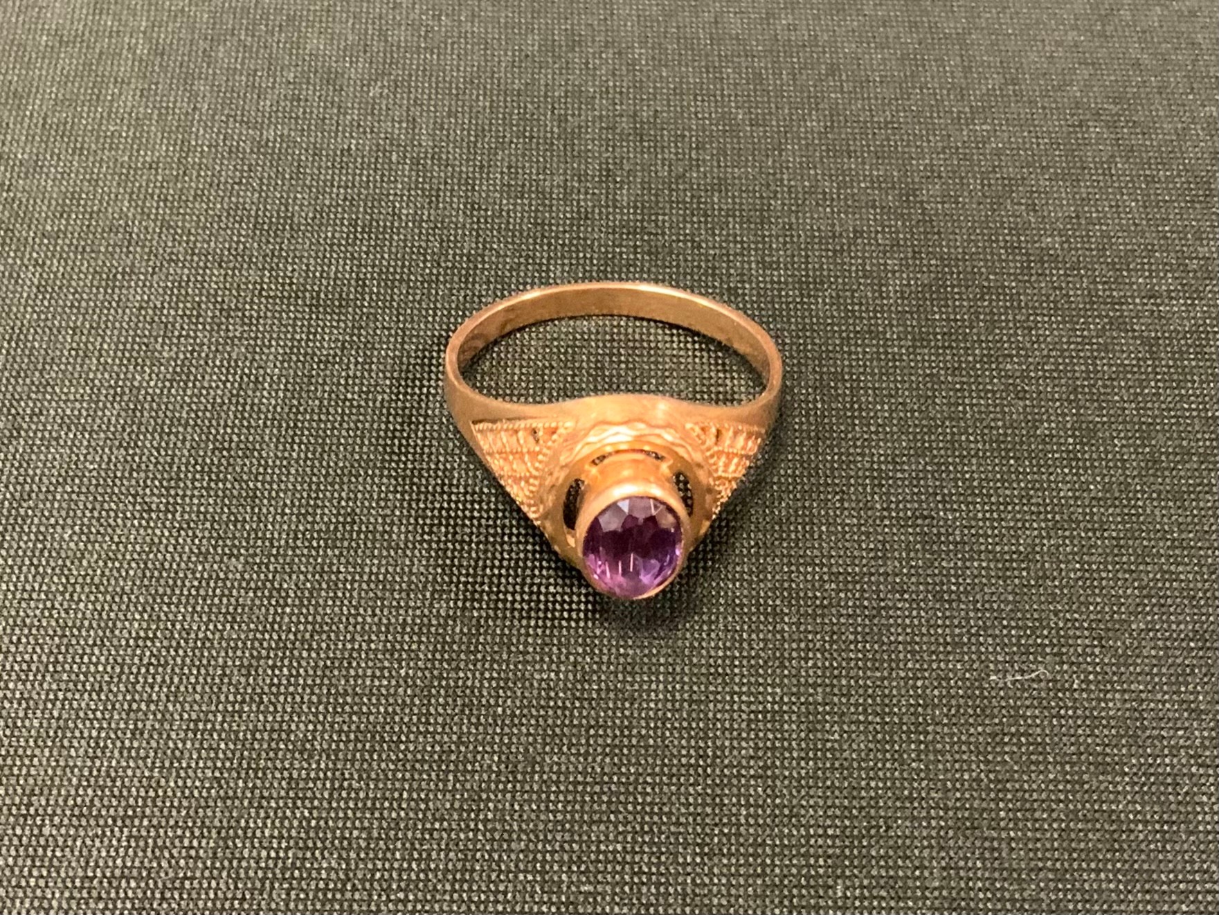 A Russian 14ct gold pale pink amethyst dress ring, lattice shoulders, stamped 585, size P/Q, 3.7 g