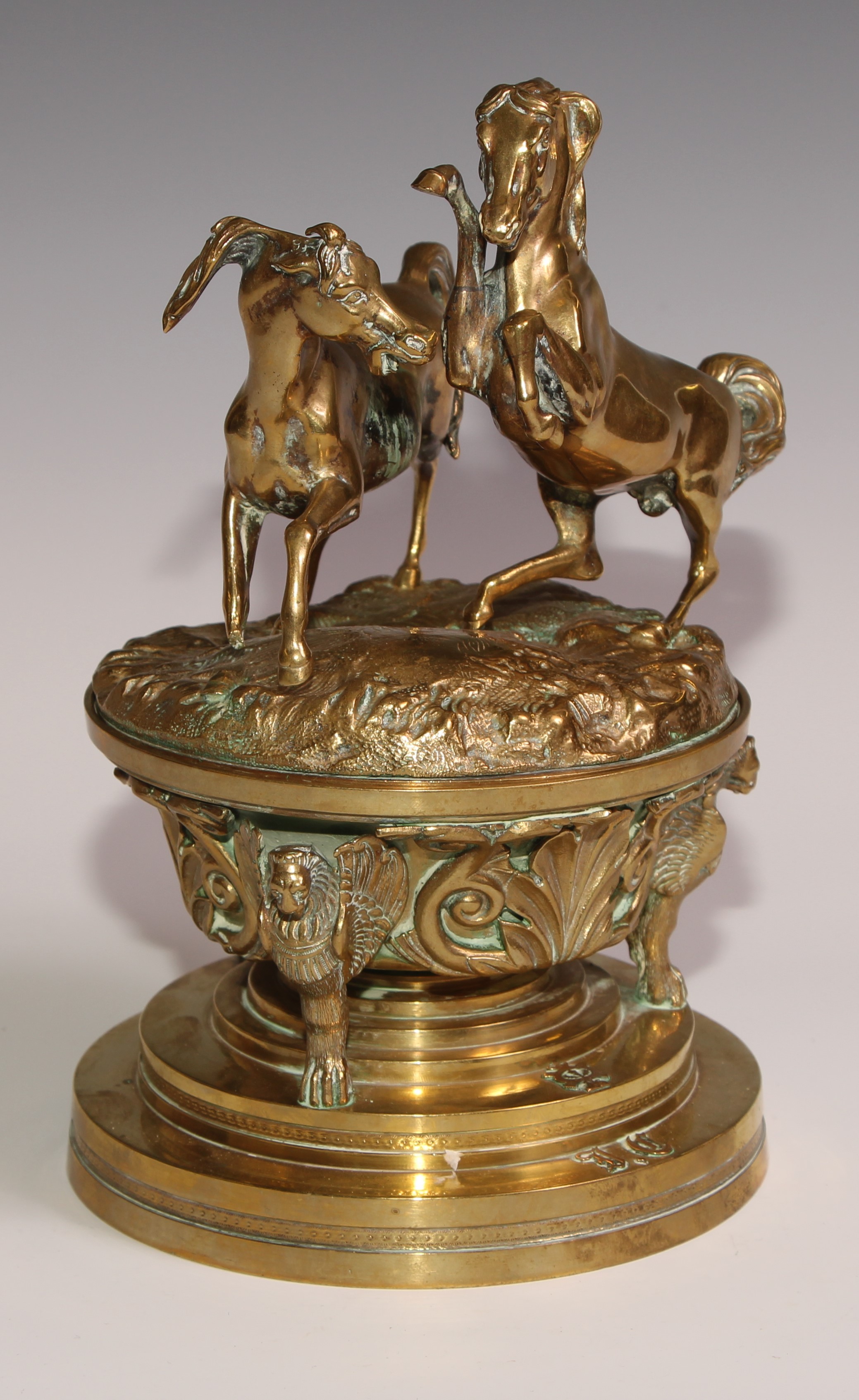 A substantial sculptural 19th century French bronze inkwell, the cover cast with a pair horses - Image 2 of 5