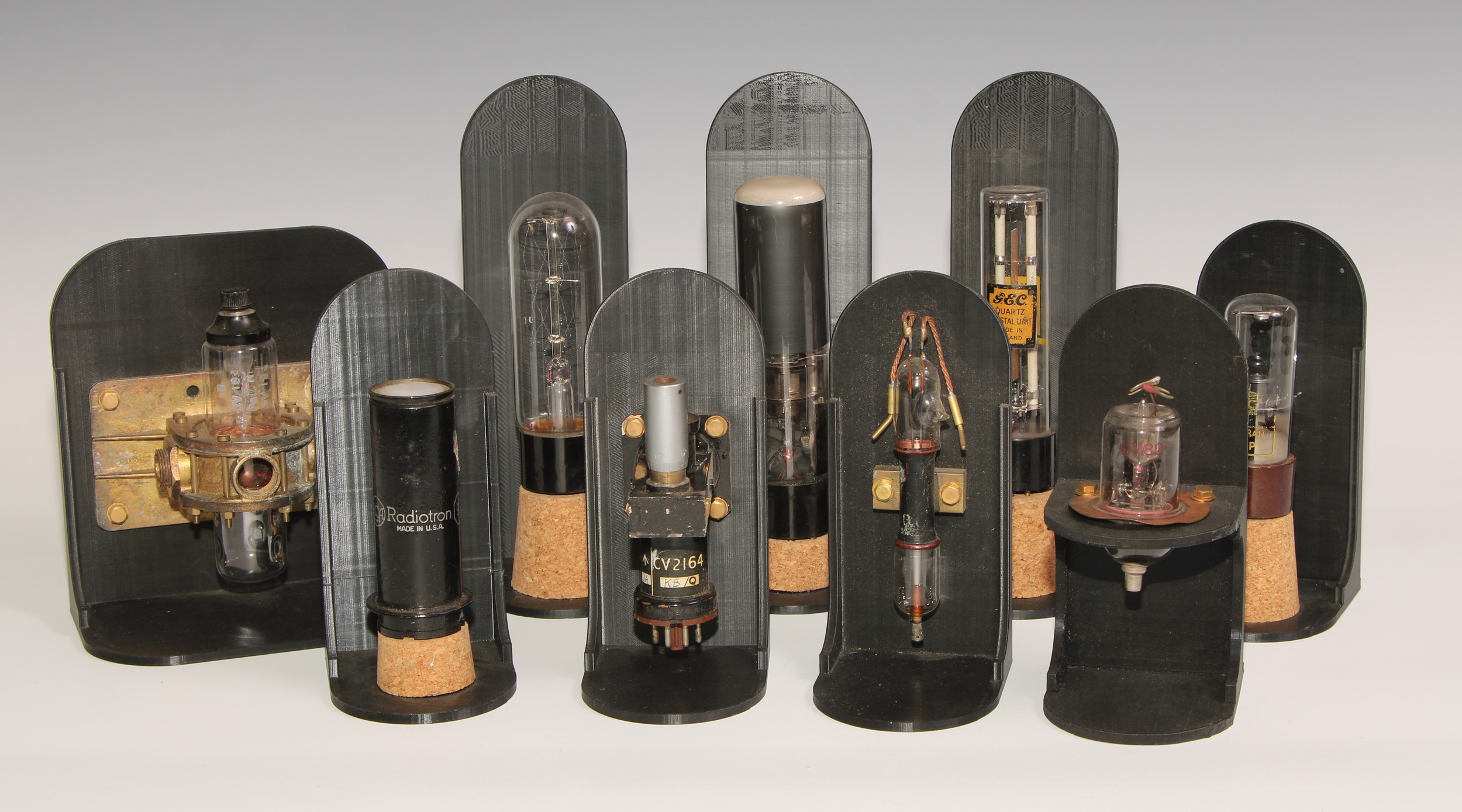 Vintage Wireless History - a collection of radio valves, various makes and types, GEC Quartz Crystal