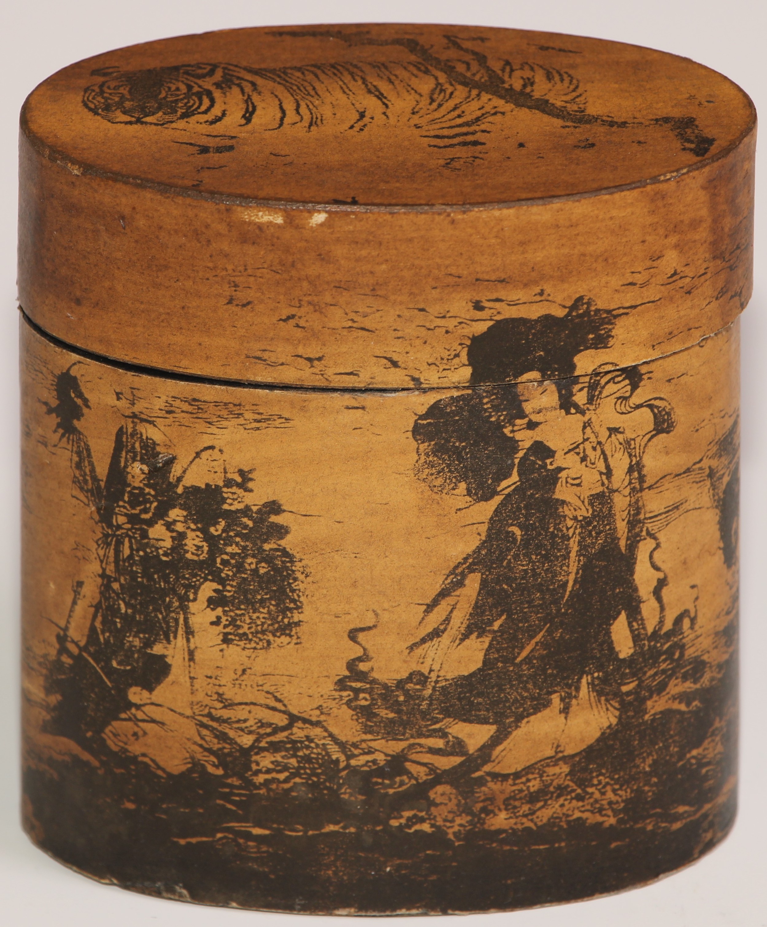 A stacking nest of Japanese oval boxes, decorated with bears and narratuve scenes, the largest 13. - Image 13 of 18