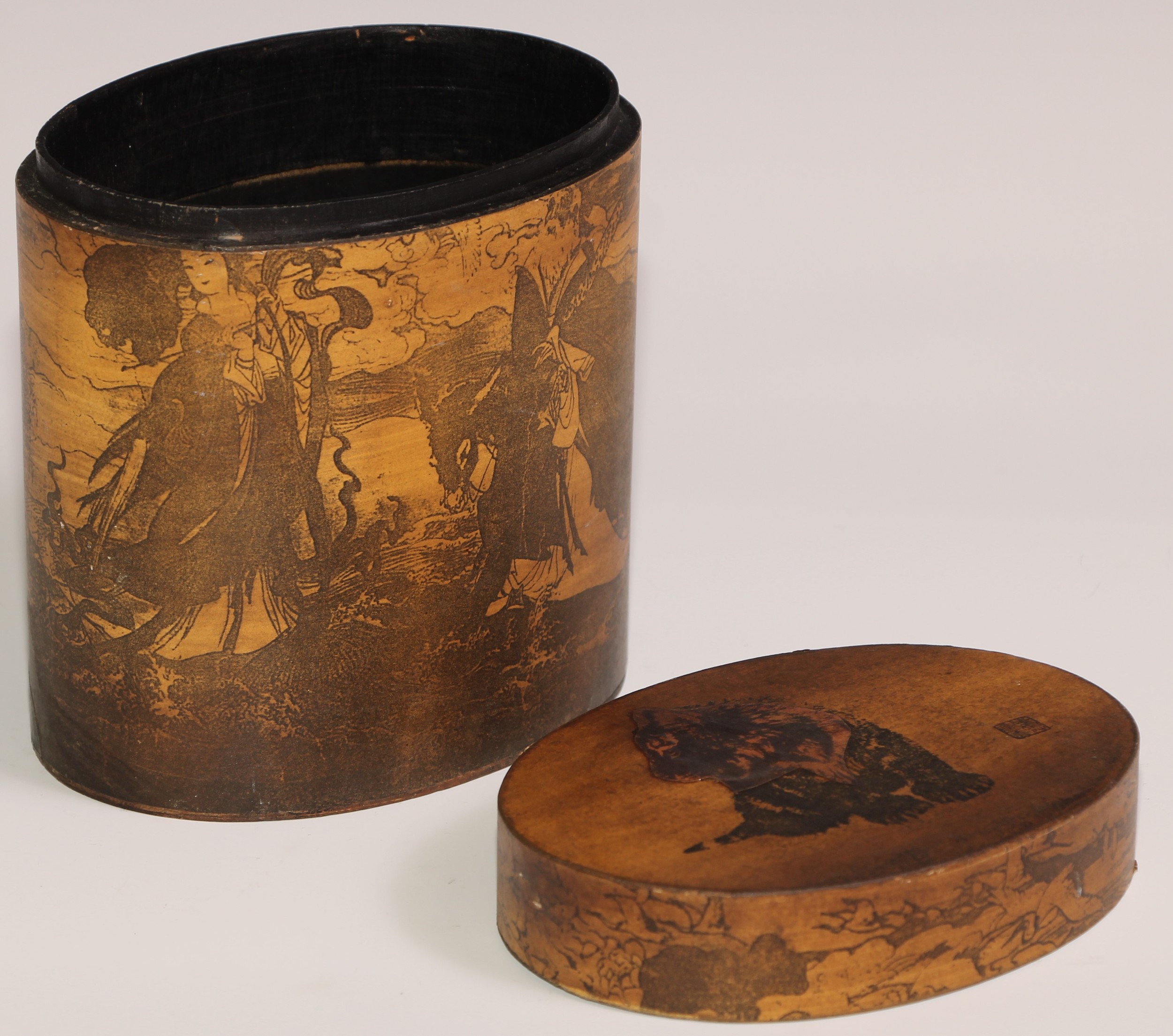 A stacking nest of Japanese oval boxes, decorated with bears and narratuve scenes, the largest 13. - Image 5 of 18