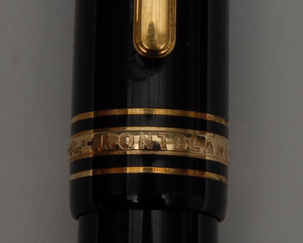 A Mont Blanc Meisterstuck fountain pen, 18ct gold nib, 4810 - Image 3 of 3