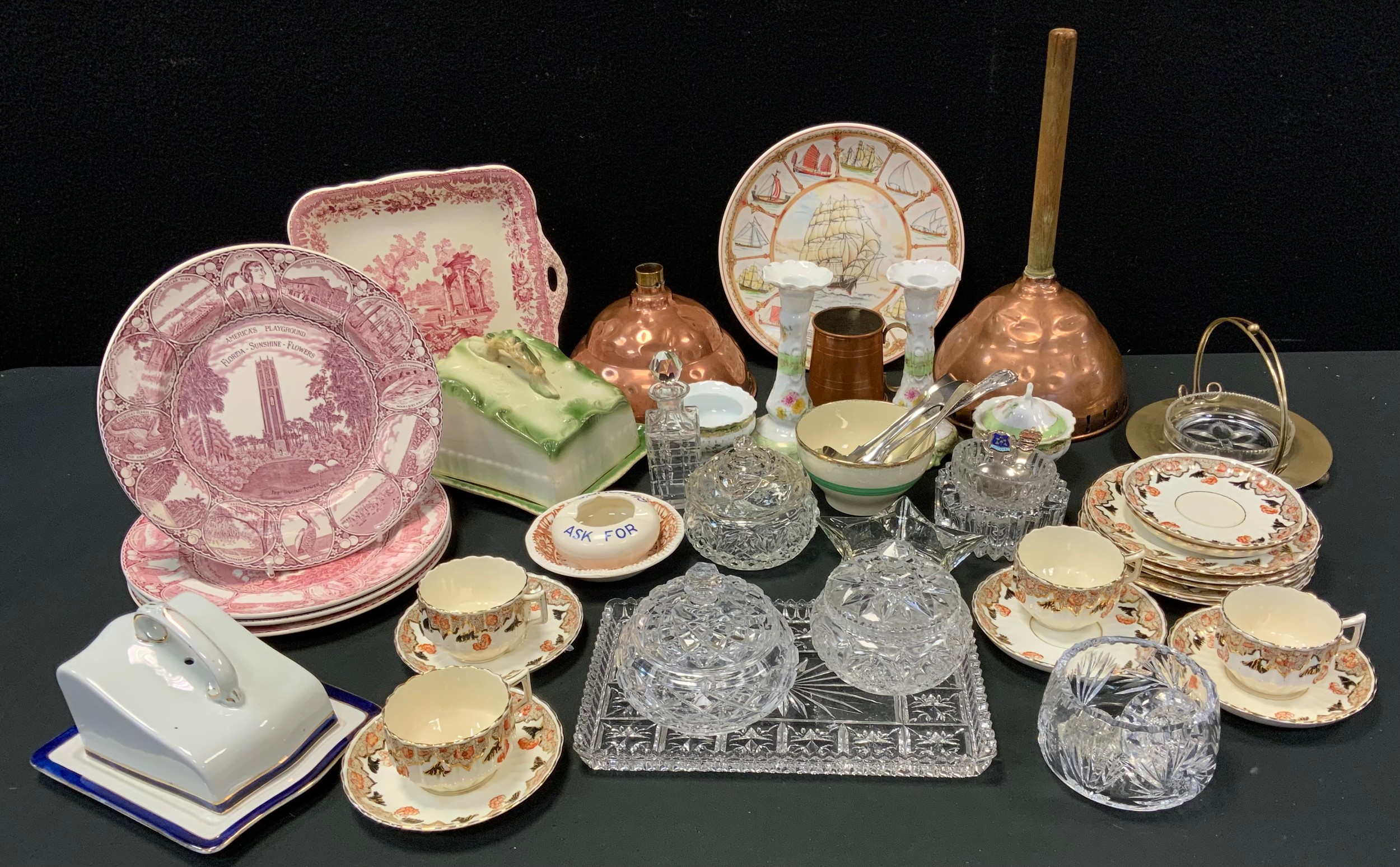 Ceramics & Glass - Gilmour's advertising ashtray; plates, part tea set, continental dressing table