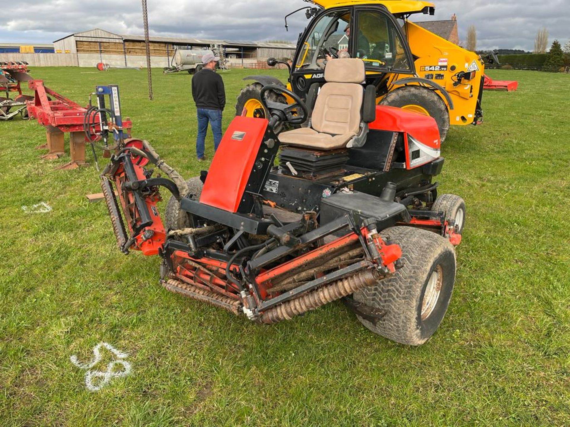 Jacobsen Fairway 250 Mower - Image 2 of 4