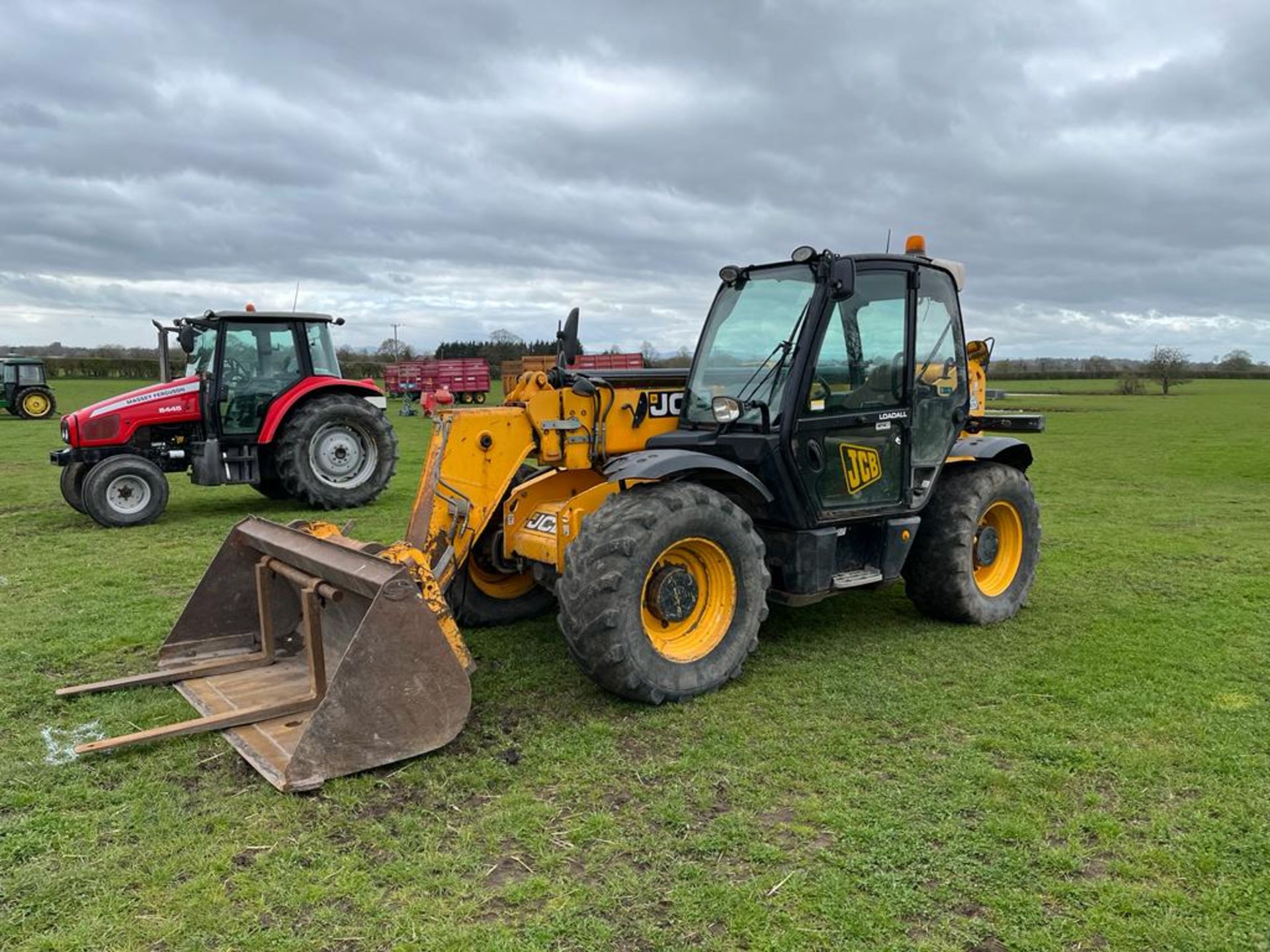 2012 JCB 535-95 Telehandler, 8400 hours, bucket & fork - Image 2 of 6