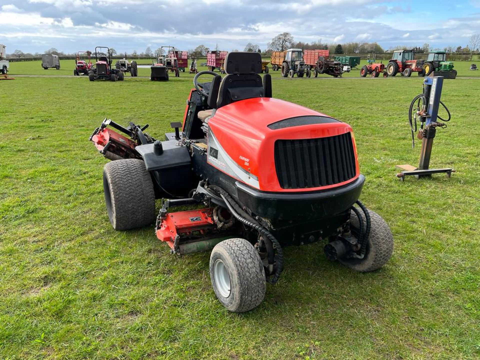 Jacobsen Fairway 250 Mower - Image 3 of 4