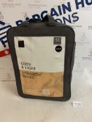 Cosy & Light 4.5 Tog Synthetic Duvet, Super King RRP £49.50