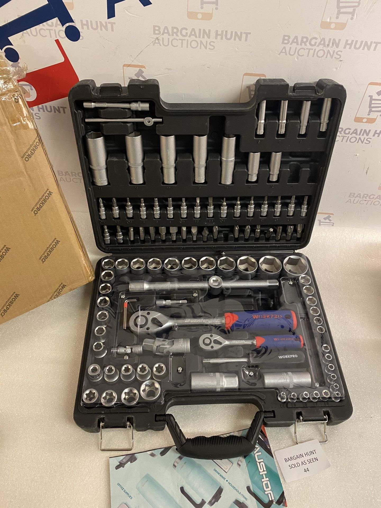 Workpro 108-Piece Drive Sockets Set with Bits Set Ratchet Wrench RRP £54.99
