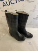 Waterproof Wellington Boots, UK 6