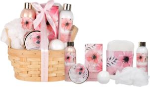 RRP £165 Set of 11 x Invero® 7 Piece Deluxe Ladies Pink Cashmere Bathing Gift Set In Basket
